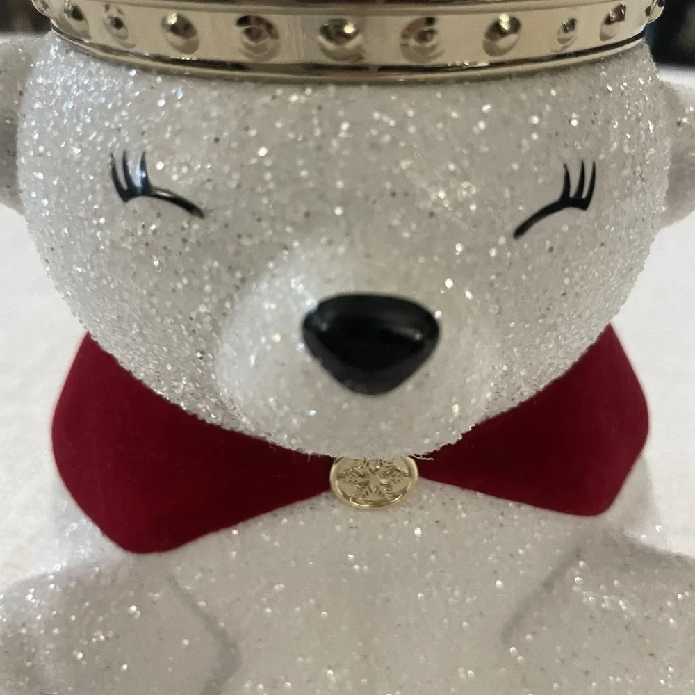 Bath And Body works single wick candle holder polar bear Christmas 2021 Holidays
